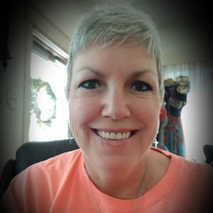 Meet your Posher, Leeann